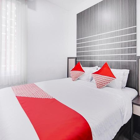 Oyo 2233 Bell'S Place Bogor Buitenkant foto