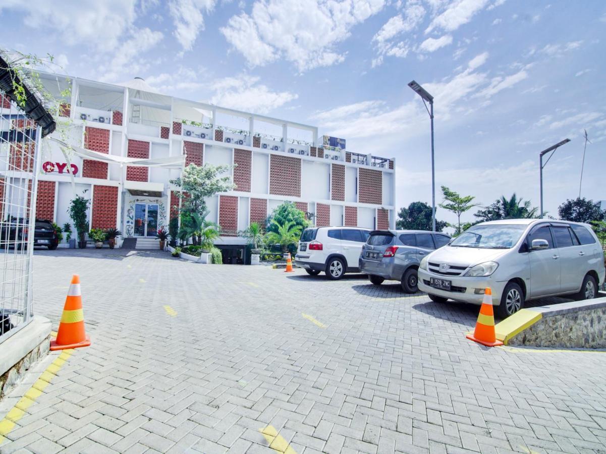 Oyo 2233 Bell'S Place Bogor Buitenkant foto